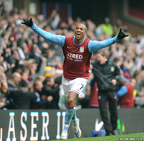 Ashley Young - FC Aston Villa